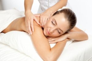 back neck and shoulder massage, sparx beauty salon in winchester, hampshire